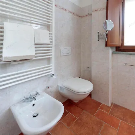 Hellochalet- Maison Skis Aux Pieds - Ski-in With Boot Warmer And Garage Appartamento *